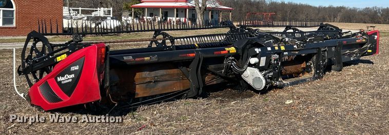 image for item YA1983 2021 MacDon FD140 flex draper head