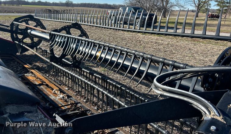 image for item YA1983 2021 MacDon FD140 flex draper head