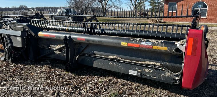 image for item YA1983 2021 MacDon FD140 flex draper head