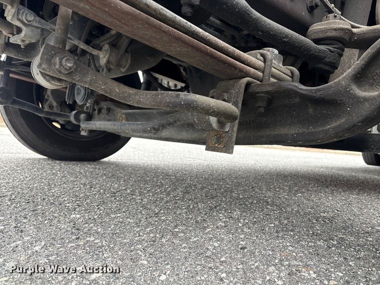 image for item DT2780 2019 Chevrolet Silverado 6500HD flatbed truck