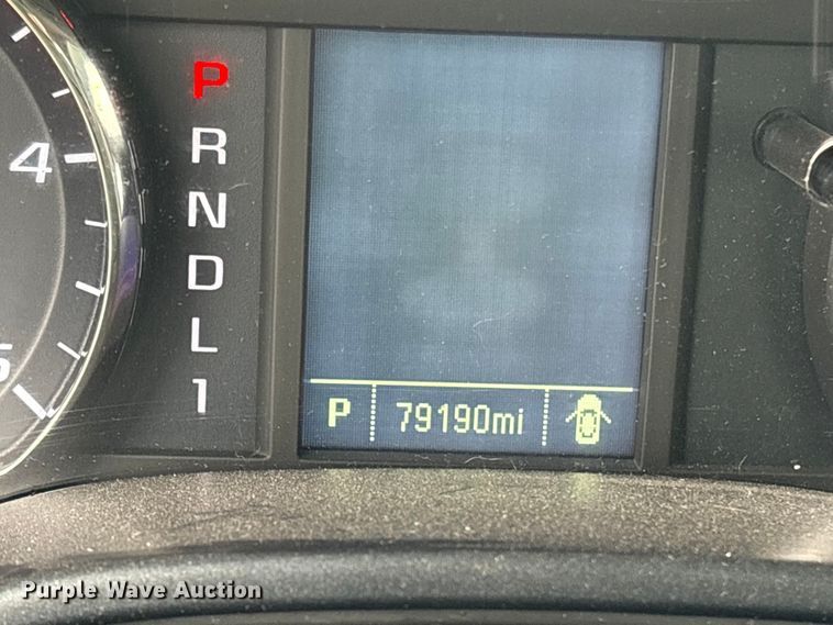 image for item DT2780 2019 Chevrolet Silverado 6500HD flatbed truck