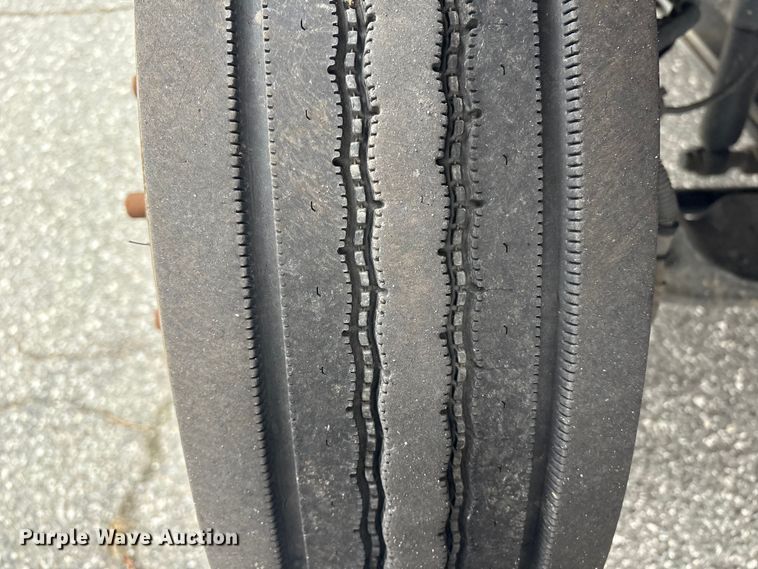 image for item DT2780 2019 Chevrolet Silverado 6500HD flatbed truck