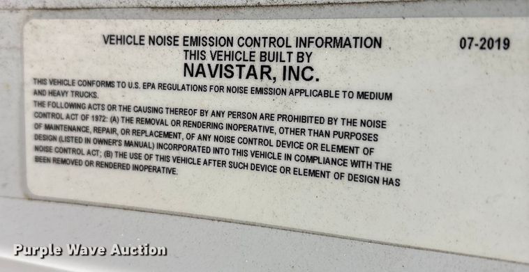 image for item DT2780 2019 Chevrolet Silverado 6500HD flatbed truck