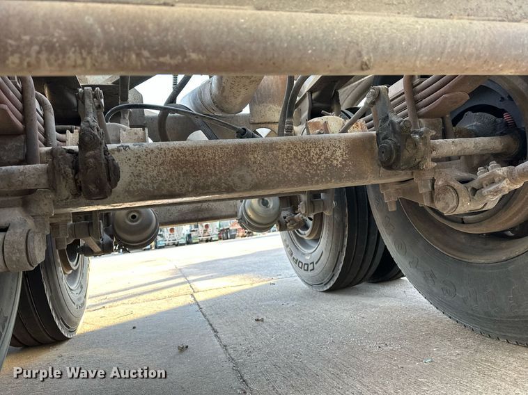 image for item DT6518 1991 Fruehauf HAB-F2-J pneumatic dry bulk trailer