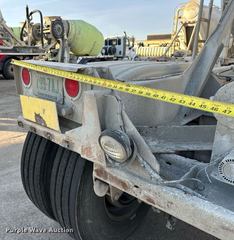 image for item DT6518 1991 Fruehauf HAB-F2-J pneumatic dry bulk trailer