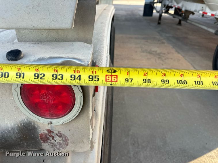 image for item DT6518 1991 Fruehauf HAB-F2-J pneumatic dry bulk trailer