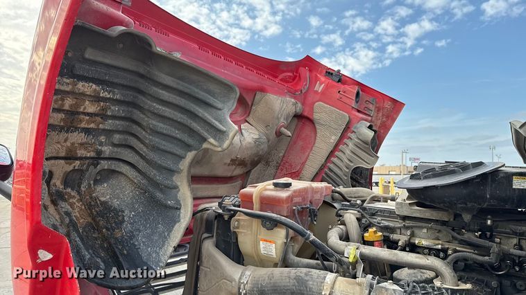 image for item DW5071 2017 Freightliner Cascadia semi truck