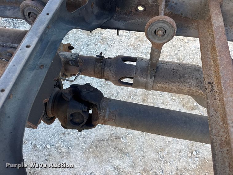 image for item DW6676 2010 International 4300 truck cab and chassis