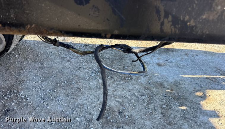 image for item DW6680 2010 International 4400 DuraStar truck cab and chassis