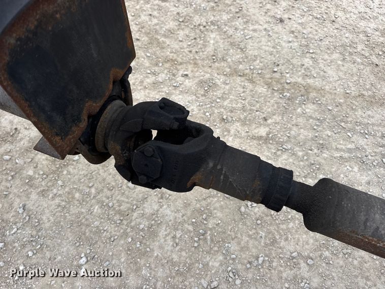 image for item DW6732 2010 International 4300 truck cab and chassis