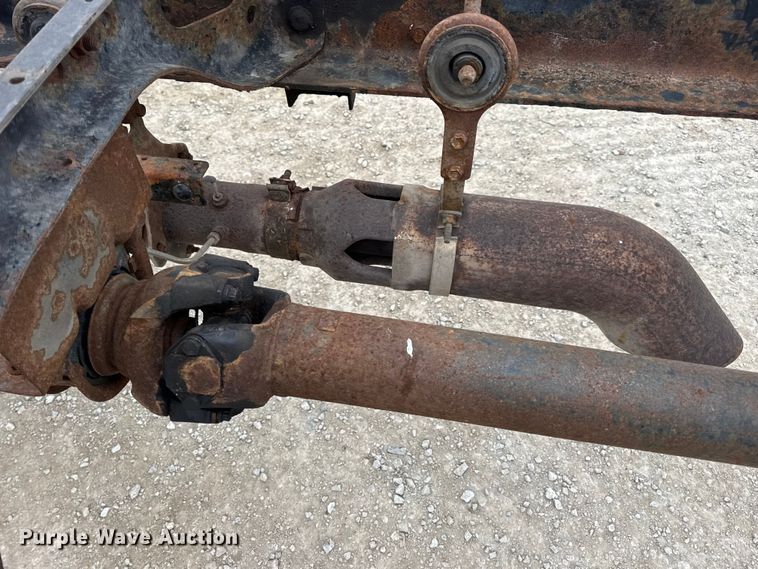 image for item DW6733 2010 International 4300 truck cab and chassis