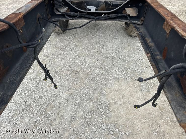 image for item DW6736 2007 International 4300 truck cab and chassis