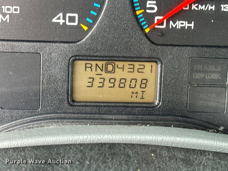 image for item DW6736 2007 International 4300 truck cab and chassis