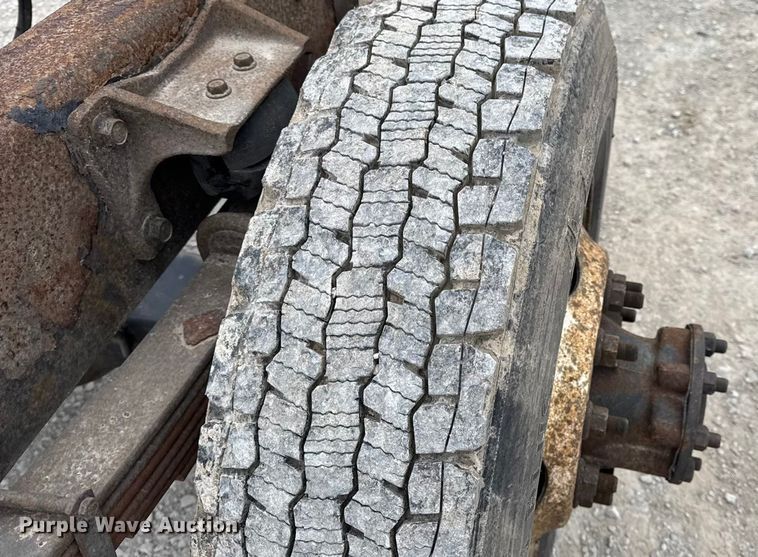 image for item DW6736 2007 International 4300 truck cab and chassis