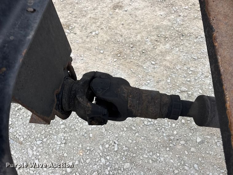 image for item DW6738 2010 International 4300 truck cab and chassis