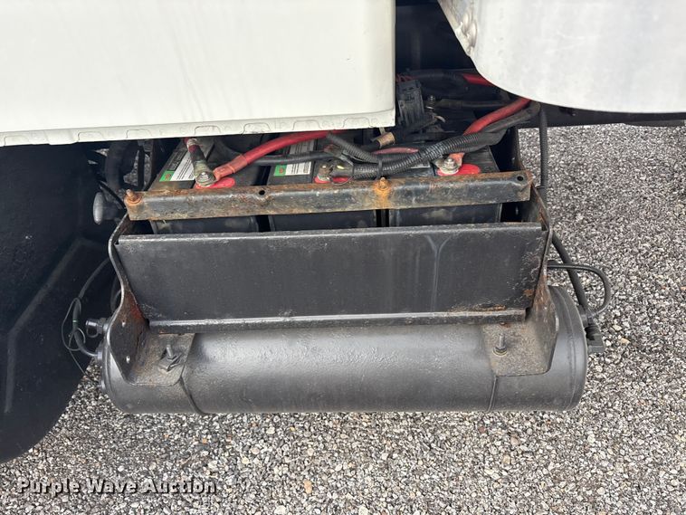 image for item EA7898 2008 International MA025 box truck