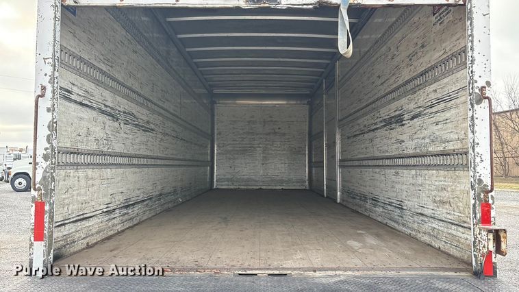 image for item EA7898 2008 International MA025 box truck