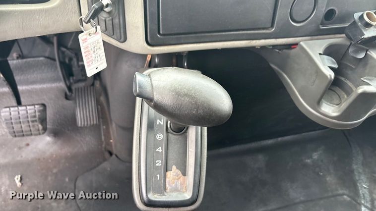 image for item EA7898 2008 International MA025 box truck