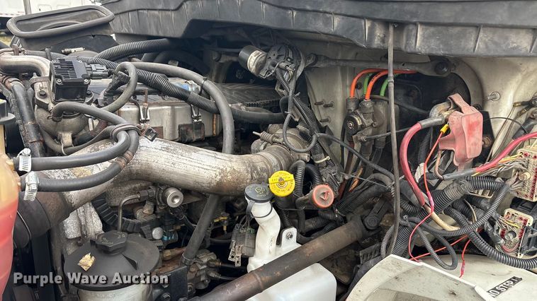 image for item EA7898 2008 International MA025 box truck