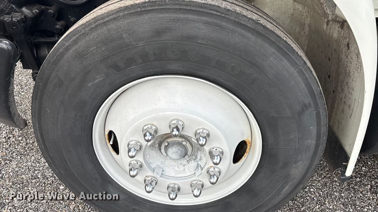 image for item EA7898 2008 International MA025 box truck