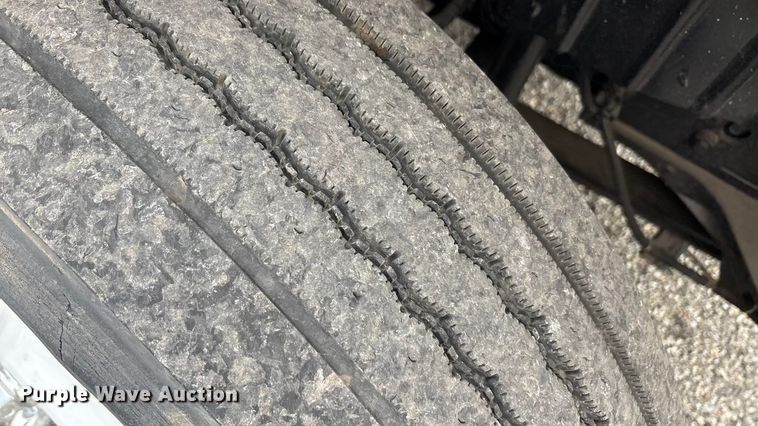 image for item EA7898 2008 International MA025 box truck