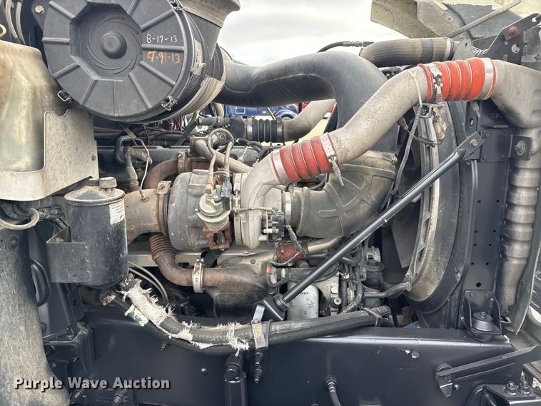 image for item EA7899 2006 Mack CHN semi truck