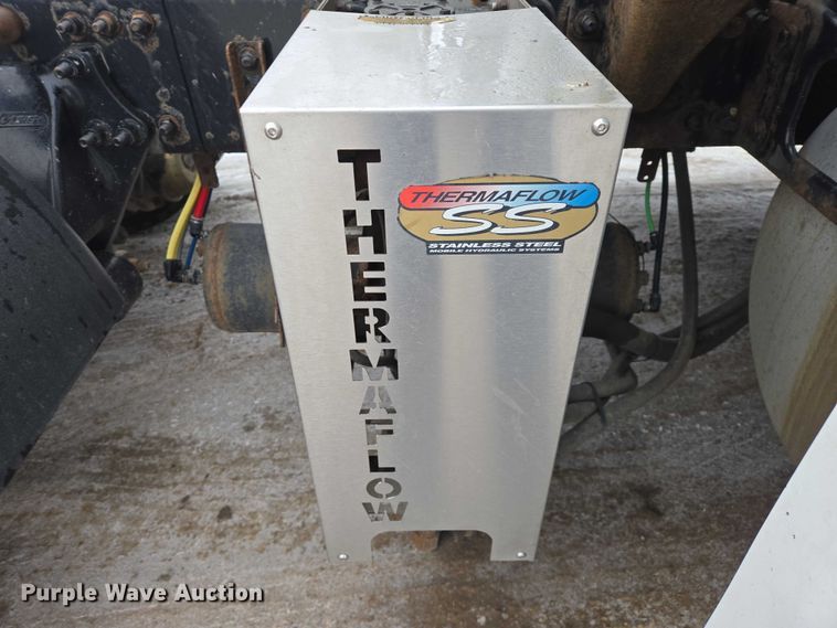 image for item EB1211 2016 Freightliner Cascadia 