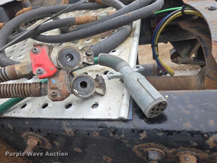 image for item EB1211 2016 Freightliner Cascadia 