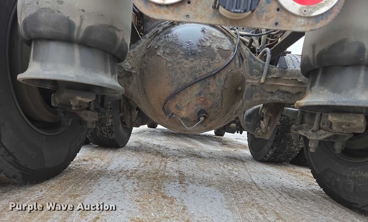 image for item EB1211 2016 Freightliner Cascadia 