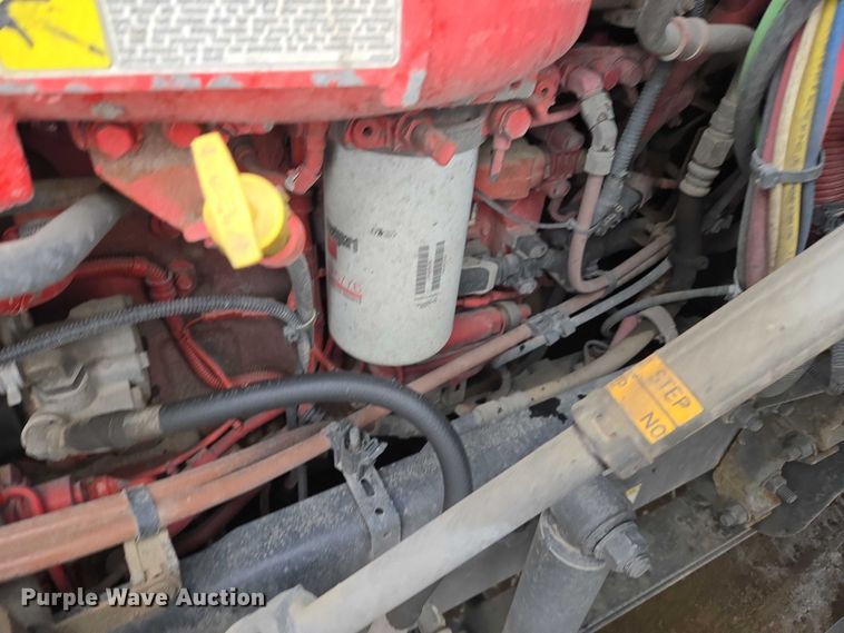 image for item EB1211 2016 Freightliner Cascadia 