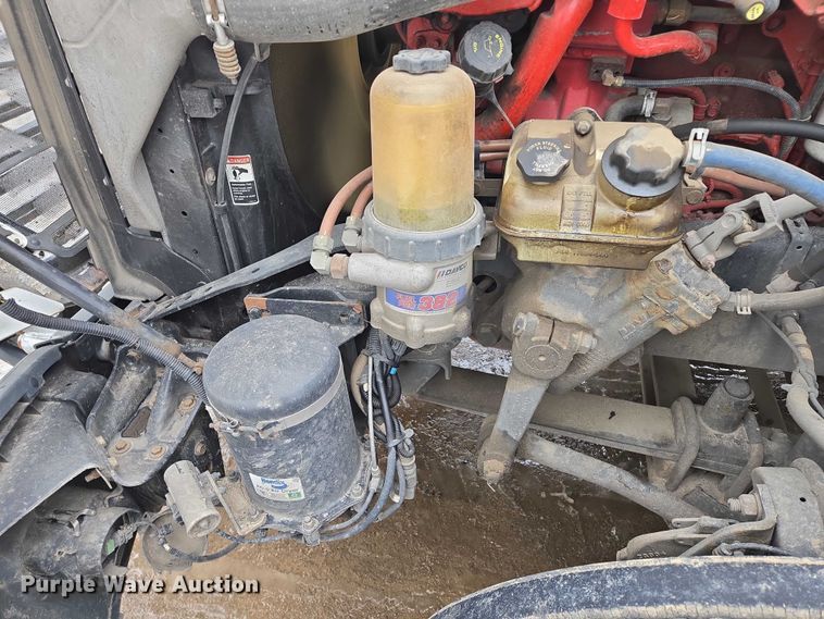 image for item EB1211 2016 Freightliner Cascadia 