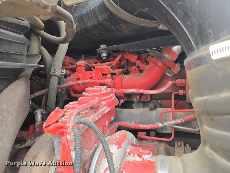 image for item EB1211 2016 Freightliner Cascadia 