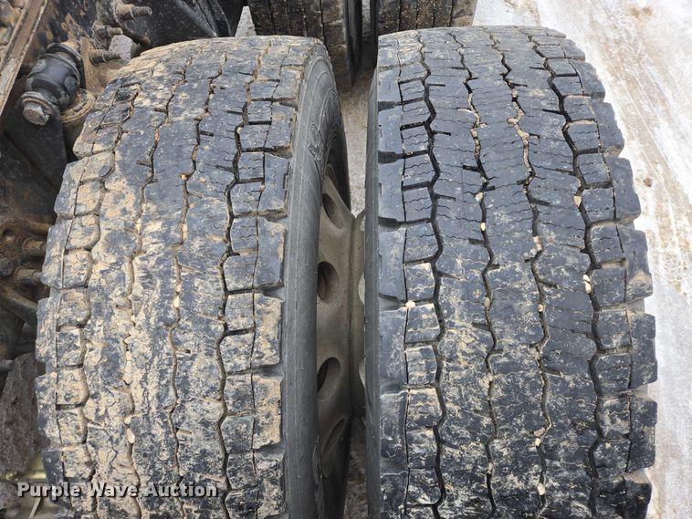 image for item EB1211 2016 Freightliner Cascadia 