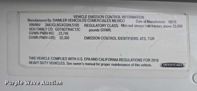 image for item EB1212 2016 Freightliner Cascadia semi truck