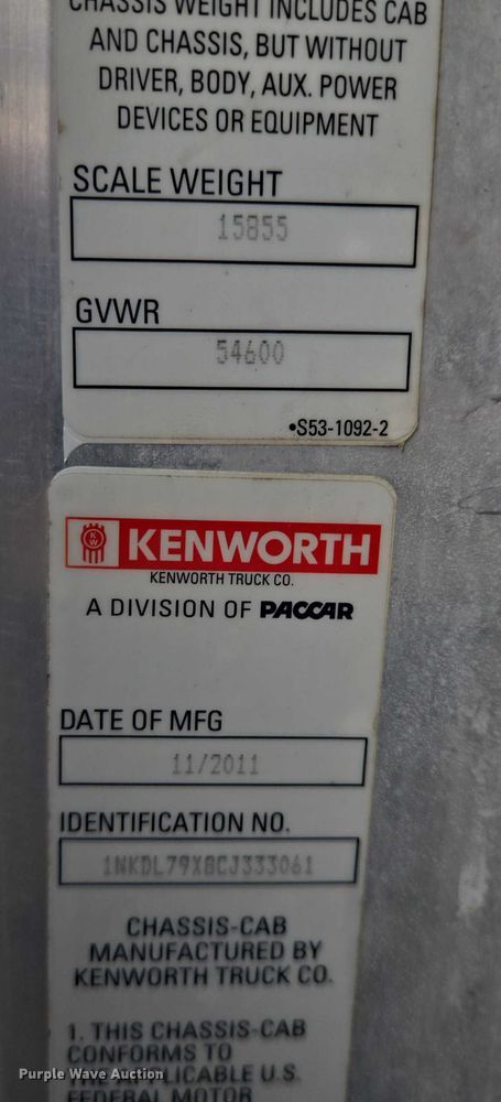 image for item EB1213 2012 Kenworth T800 truck cab and chassis