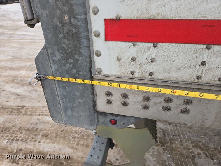 image for item EB1214 2017 Wabash Vans dry van trailer