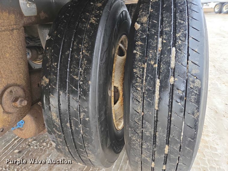 image for item EB1214 2017 Wabash Vans dry van trailer