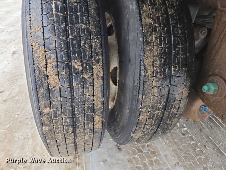 image for item EB1214 2017 Wabash Vans dry van trailer