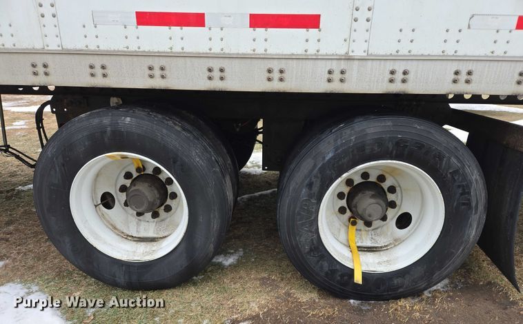 image for item EB1218 2017 Wabash Vans Dry Van Duraplate dry van trailer