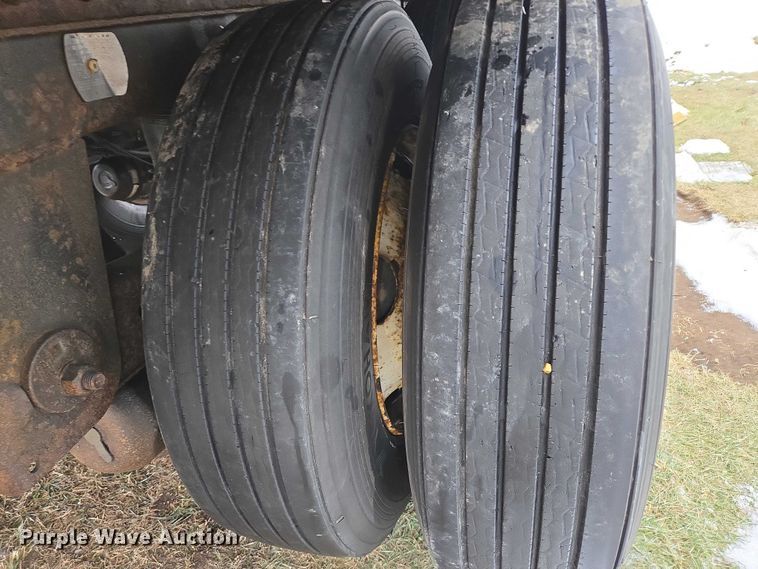 image for item EB1218 2017 Wabash Vans Dry Van Duraplate dry van trailer