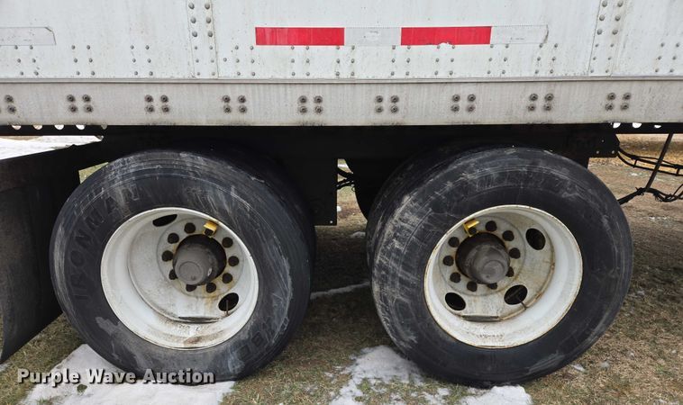 image for item EB1218 2017 Wabash Vans Dry Van Duraplate dry van trailer