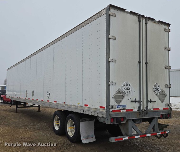 image for item EB1219 2013 Vanguard National Trailer Corporation VIP 4000 dry van trailer