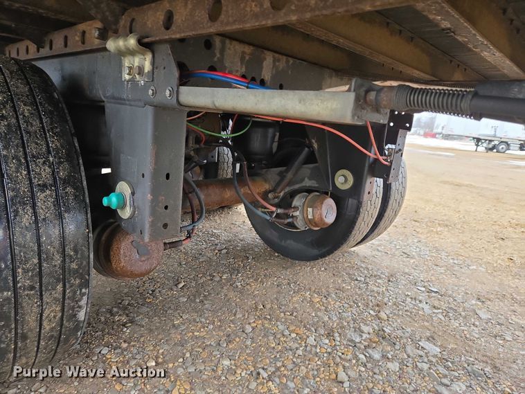 image for item EB1219 2013 Vanguard National Trailer Corporation VIP 4000 dry van trailer