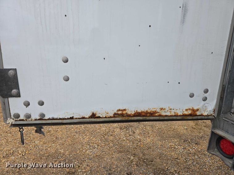 image for item EB1219 2013 Vanguard National Trailer Corporation VIP 4000 dry van trailer