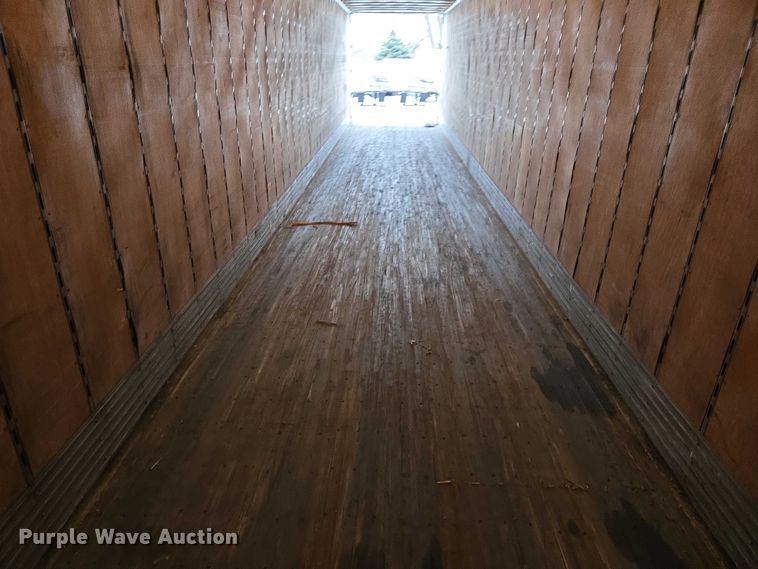 image for item EB1219 2013 Vanguard National Trailer Corporation VIP 4000 dry van trailer