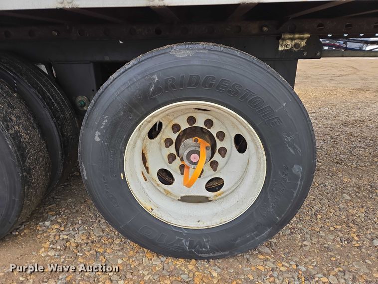 image for item EB1219 2013 Vanguard National Trailer Corporation VIP 4000 dry van trailer