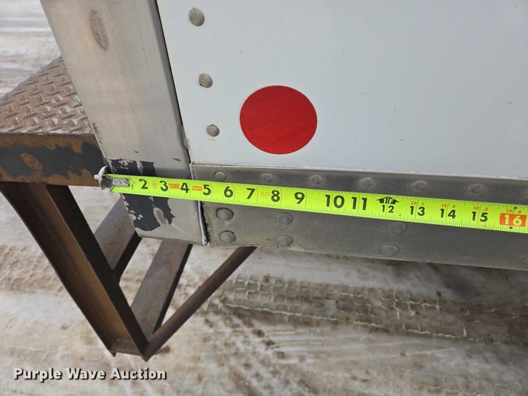 image for item EB1221 2016 Kenworth T800 box truck