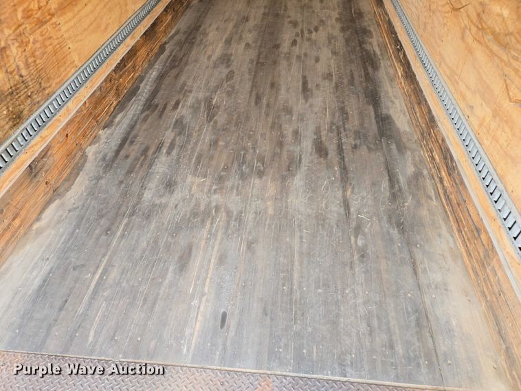 image for item EB1221 2016 Kenworth T800 box truck