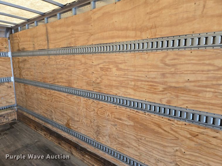 image for item EB1221 2016 Kenworth T800 box truck