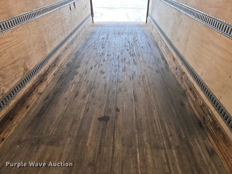 image for item EB1221 2016 Kenworth T800 box truck